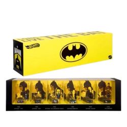 Hot Wheels SDCC 2024 Batman 85th Anniversary Batmobile Collection Mattel🦇