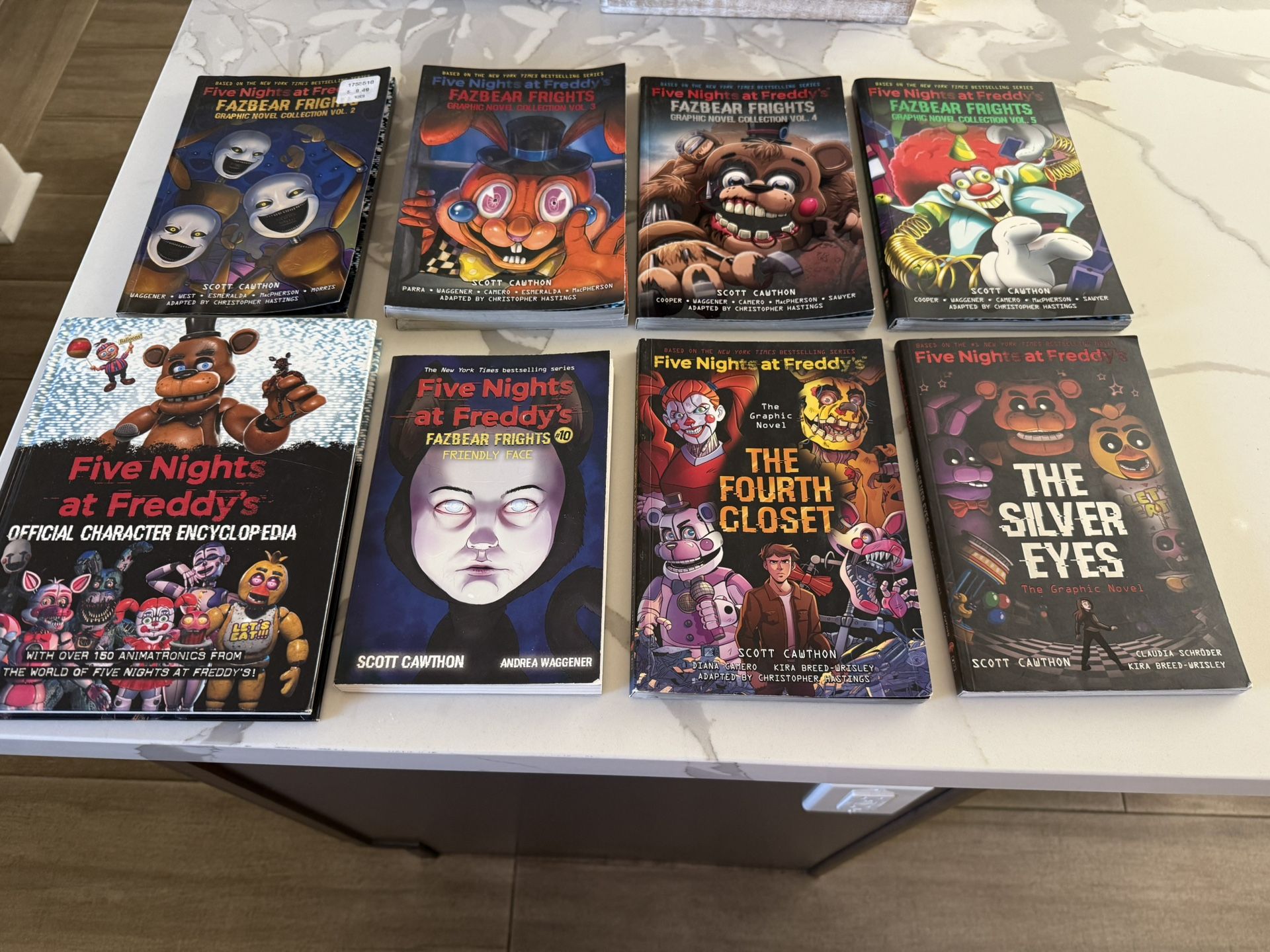 Books - Five Nights At Freddy