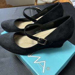 Women’s Dress Shoes