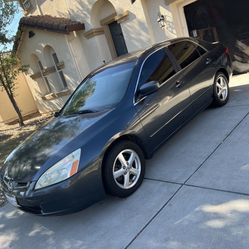 2005 Honda Accord *Needs New CAT* $900 obo