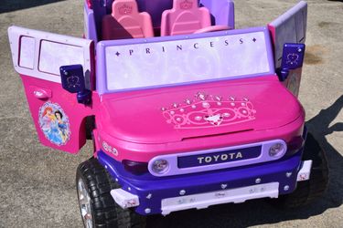 Toyota disney princess jeep 2025
