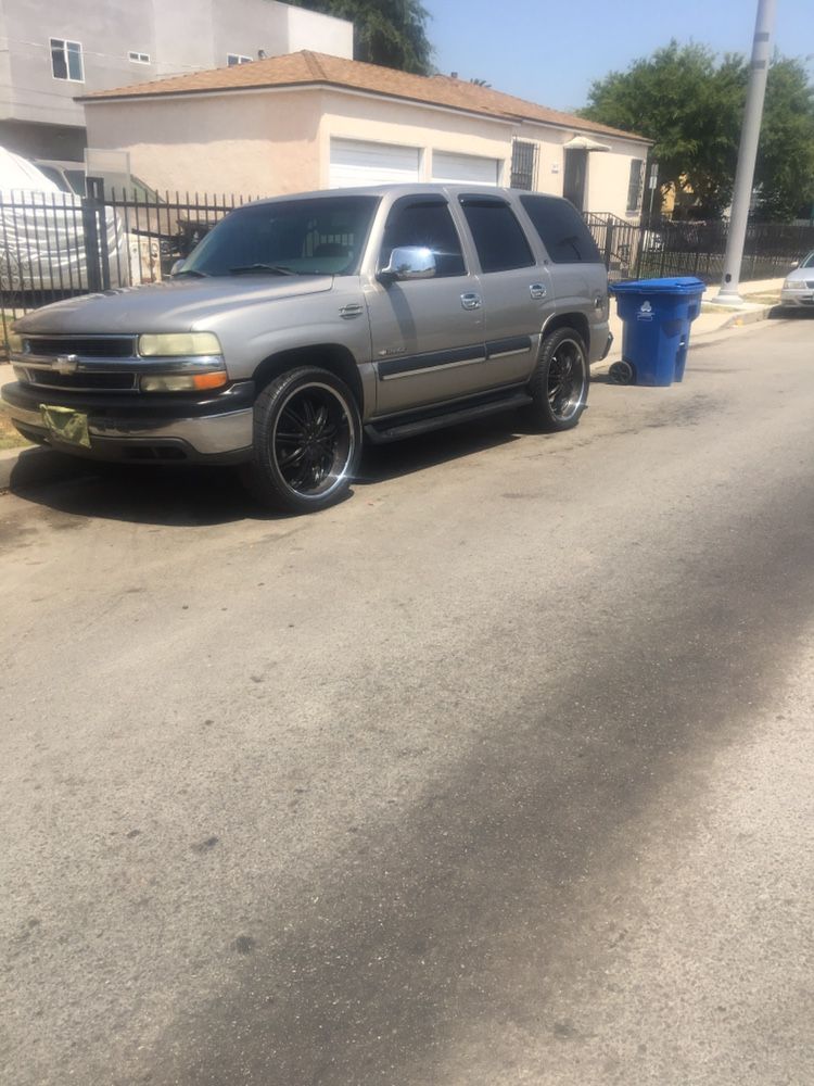 2002 Chevrolet Tahoe