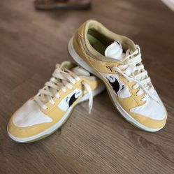 Nike Sun Club Sneakers