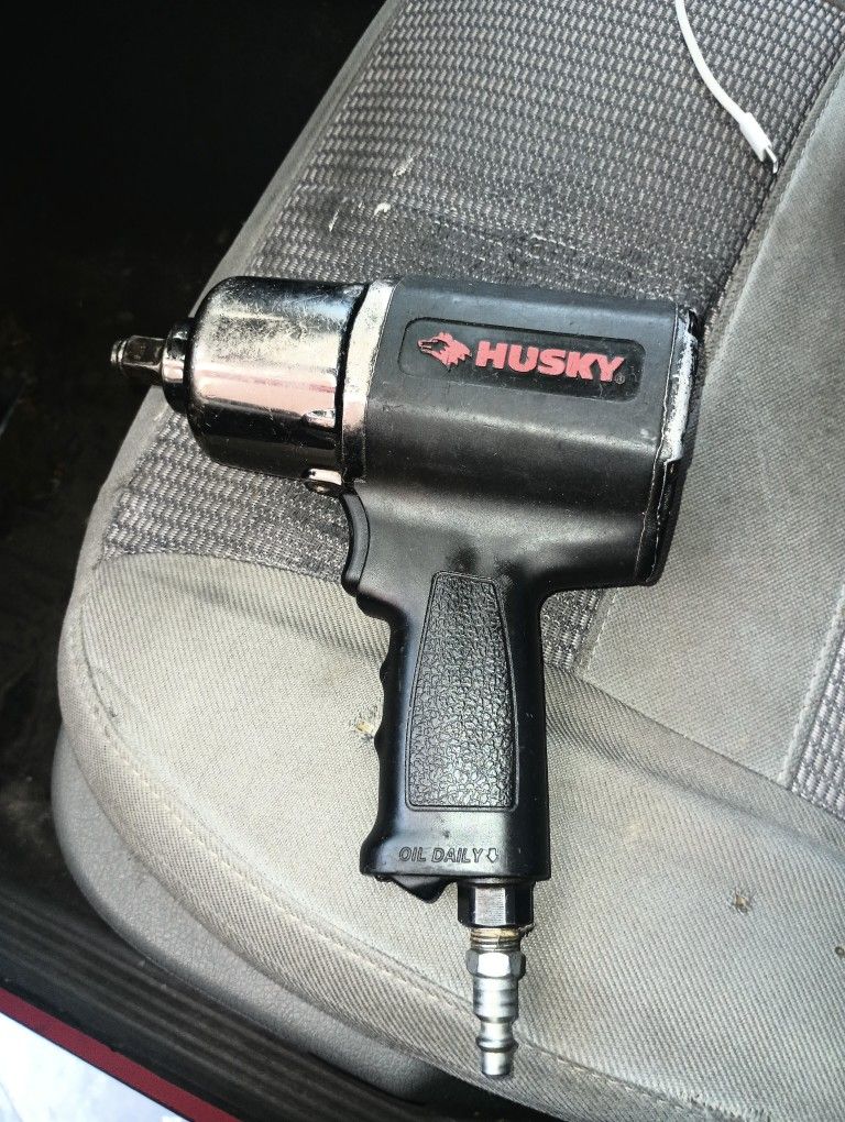 Husky Impact Wrench H44-50 500lbs Of Torque
