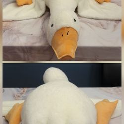 Giant Goose & Mostly Has Been Sitting in Storage Since I Got It-Price is Firm.