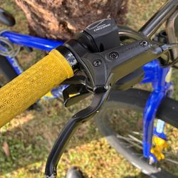 Throne Bikes Goon XL Runner 27.5" Bike