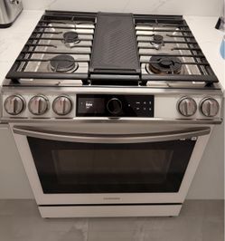 Samsung bespoke gas range white