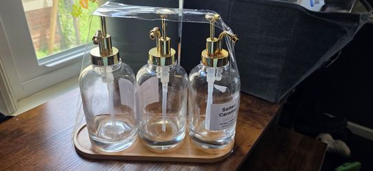 Coffee syrup dispenser