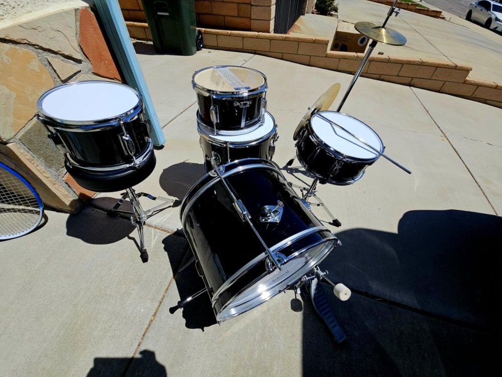 Kids Drum Set/ Batería De Niños