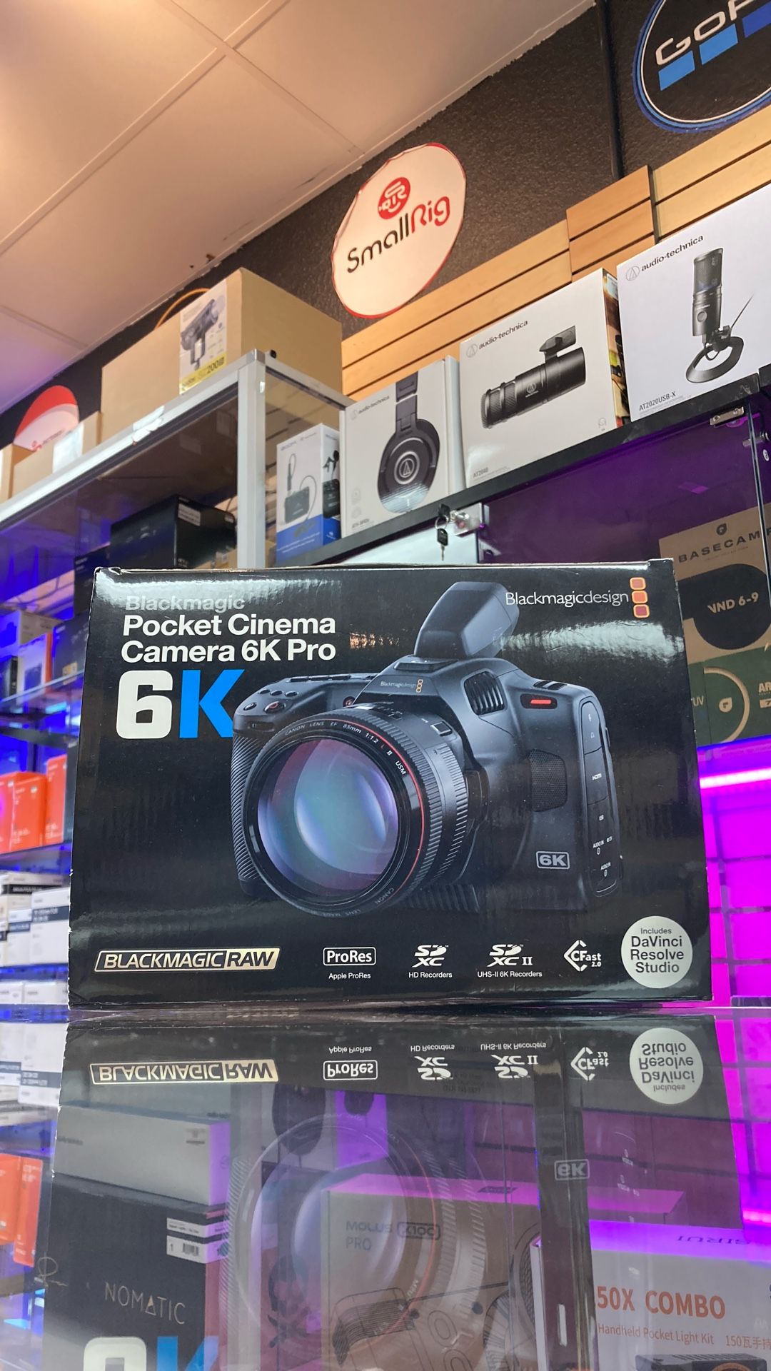 Blackmagic Pocket Cinema Camera 6K Pro
