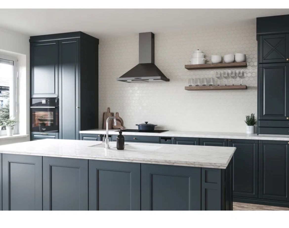 💥Great Deal💥 Core Zephyr 30" 600 CFM Wall Mount Range Hood with LED Lighting in Stainless Steel