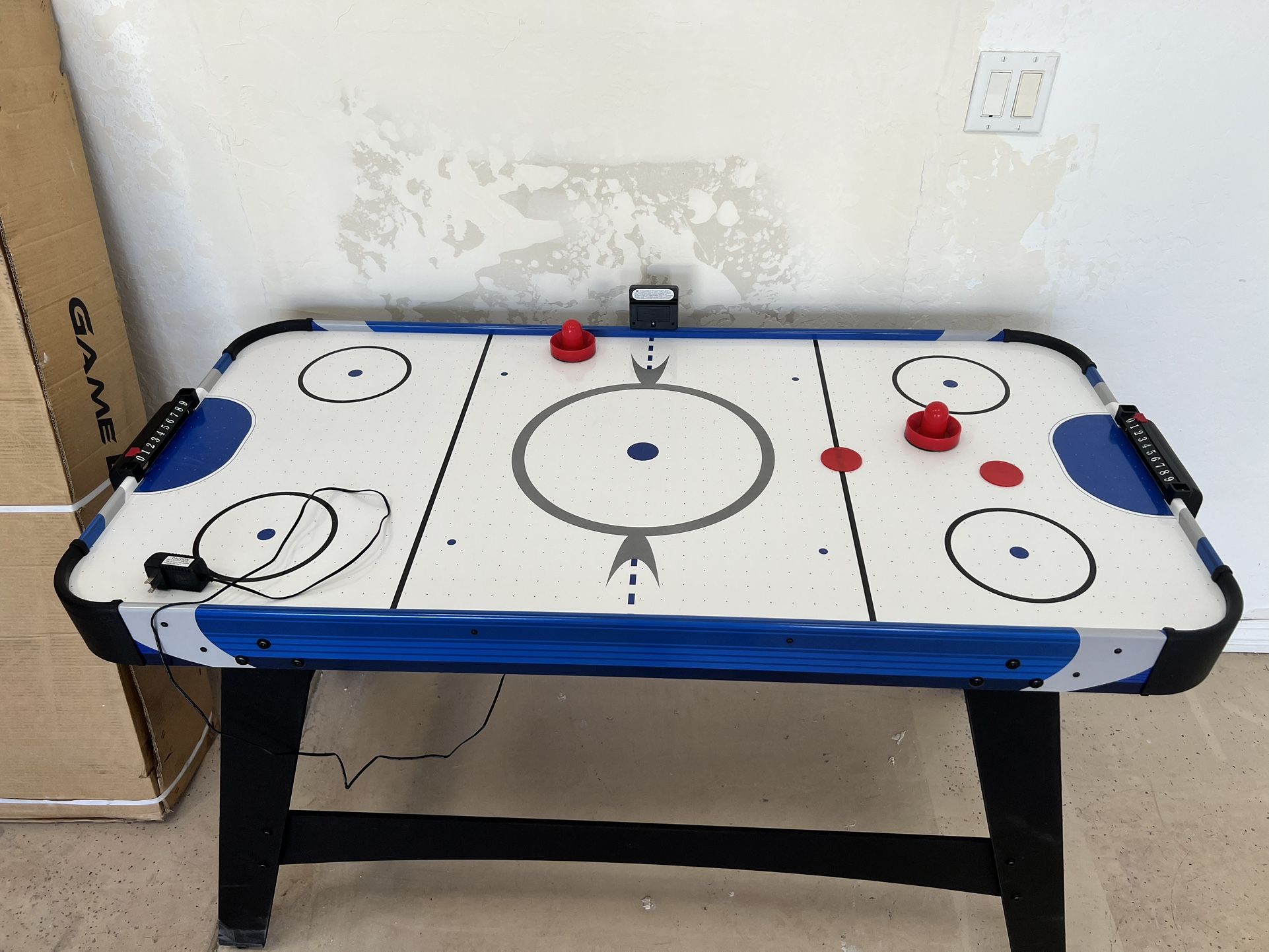 Air Hockey Table