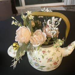 Beautiful Vintage Style Tea Pot With Faux Roses & Baby’s Breath For You Or A Special Gift 