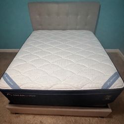 Dreamcloud Premier Hybrid Queen Mattress