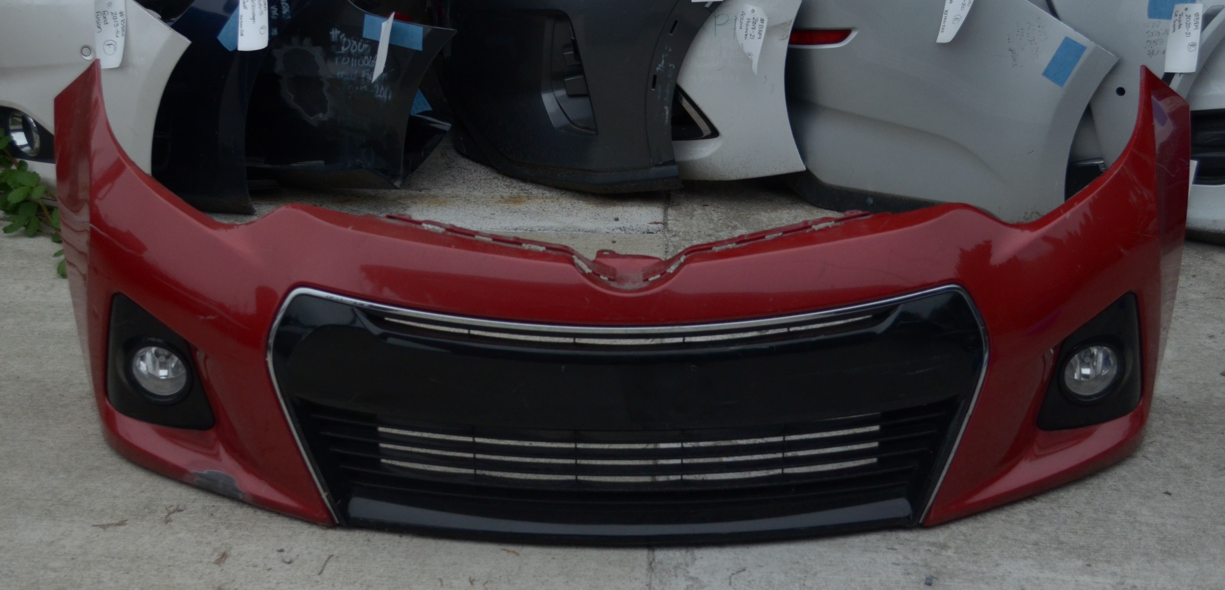 USED REF#B974 || 2014-2016 TOYOTA COROLLA S || FRONT BUMPER ASSEMBLY