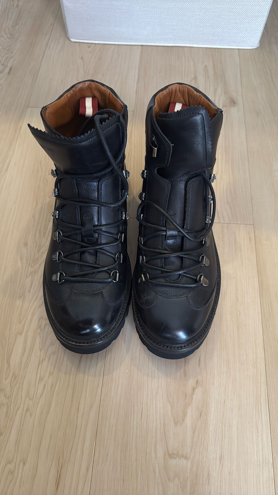 7.5 Bally Of Switzerland Hiking Boot New