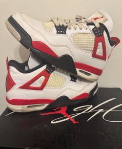 Jordan 4 red cement size 9.5