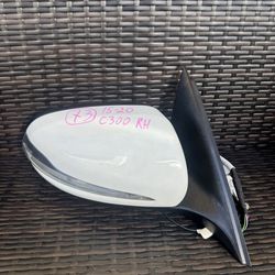 2015 2016 2017 2018 2019 2020 Mercedes-Benz C300 Right Passenger Side Door Mirror OEM
