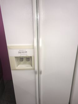 KitchenAid side-by-side super clean we delivery