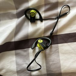 Beats  Wireless 