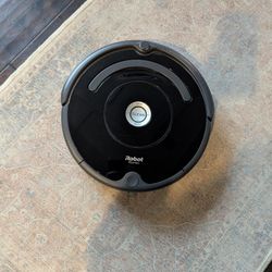 iRobot Roomba 675 - PENDING PICKUP 