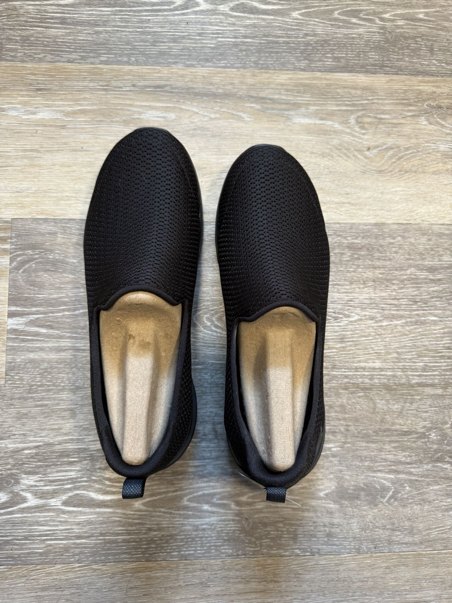 Sketchers Slip On