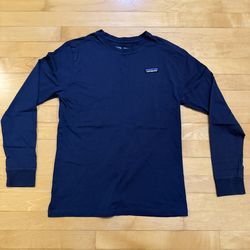 Patagonia navy blue long sleeve shirt