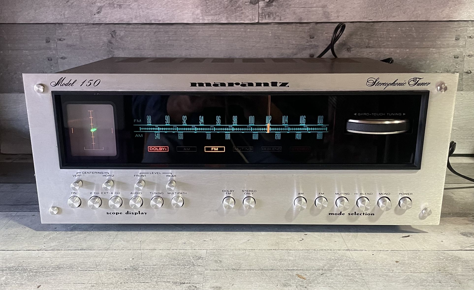 Vintage MARANTZ Stereophonic Tuner Model 150