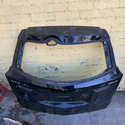 2017-2022 Cadillac Xt5 Liftgate Tailgate