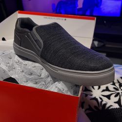 Dear Stag Slip Ons Men’s 11 1/2