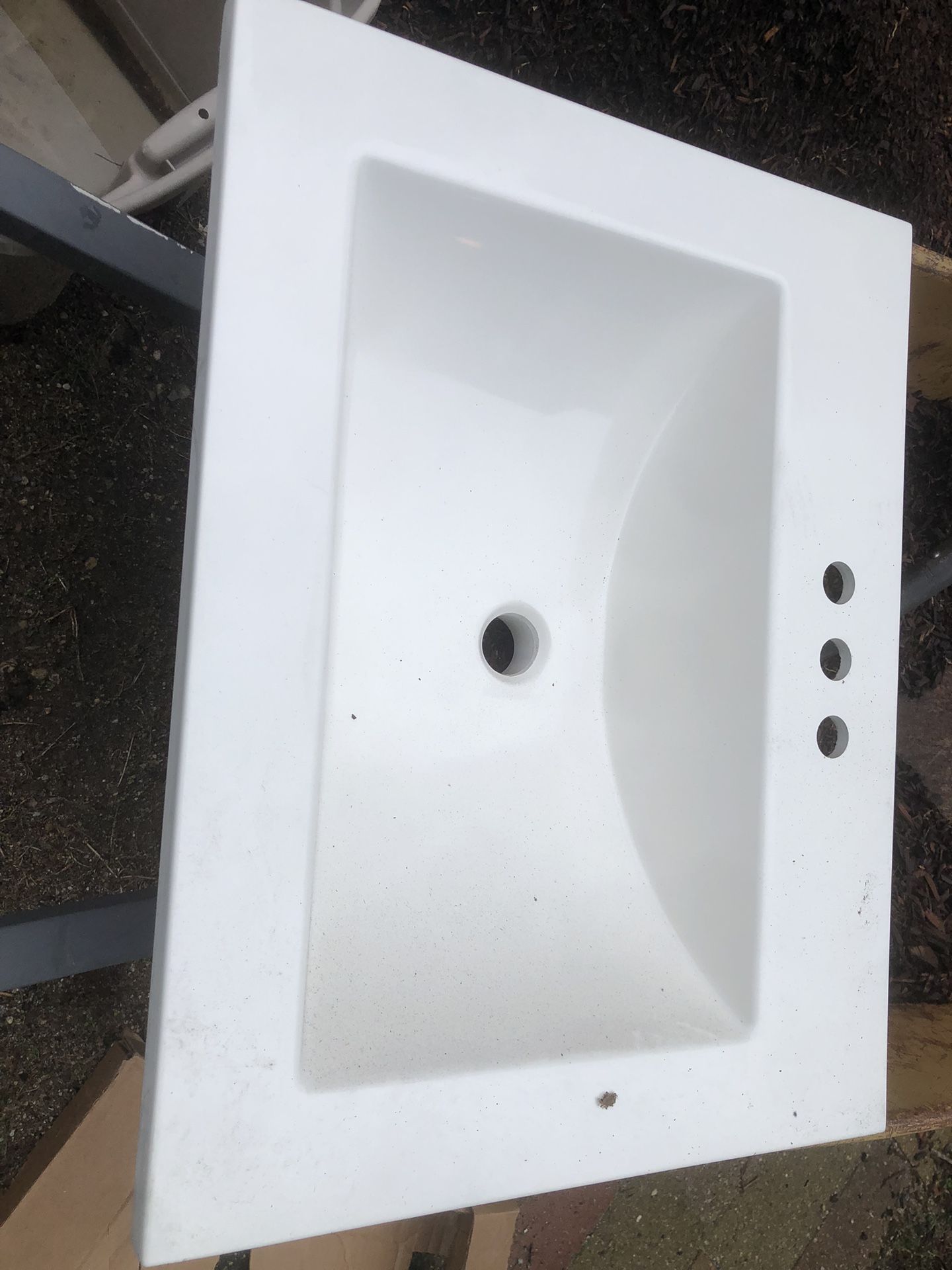24x18 vanity Top With 4” Sink Holes