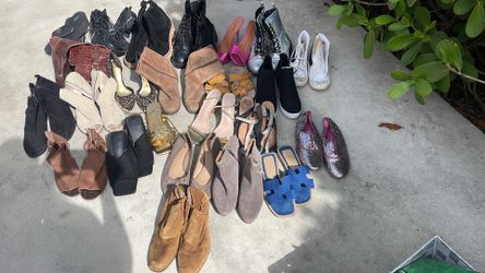 Woman’s Shoes Different Sizes