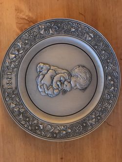 Collectible Little Gallery by Hallmark 1980-Pewter Plate