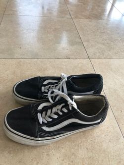 Vans shoes size 8.5 women / size 10 men Must Come to Huntington Beach