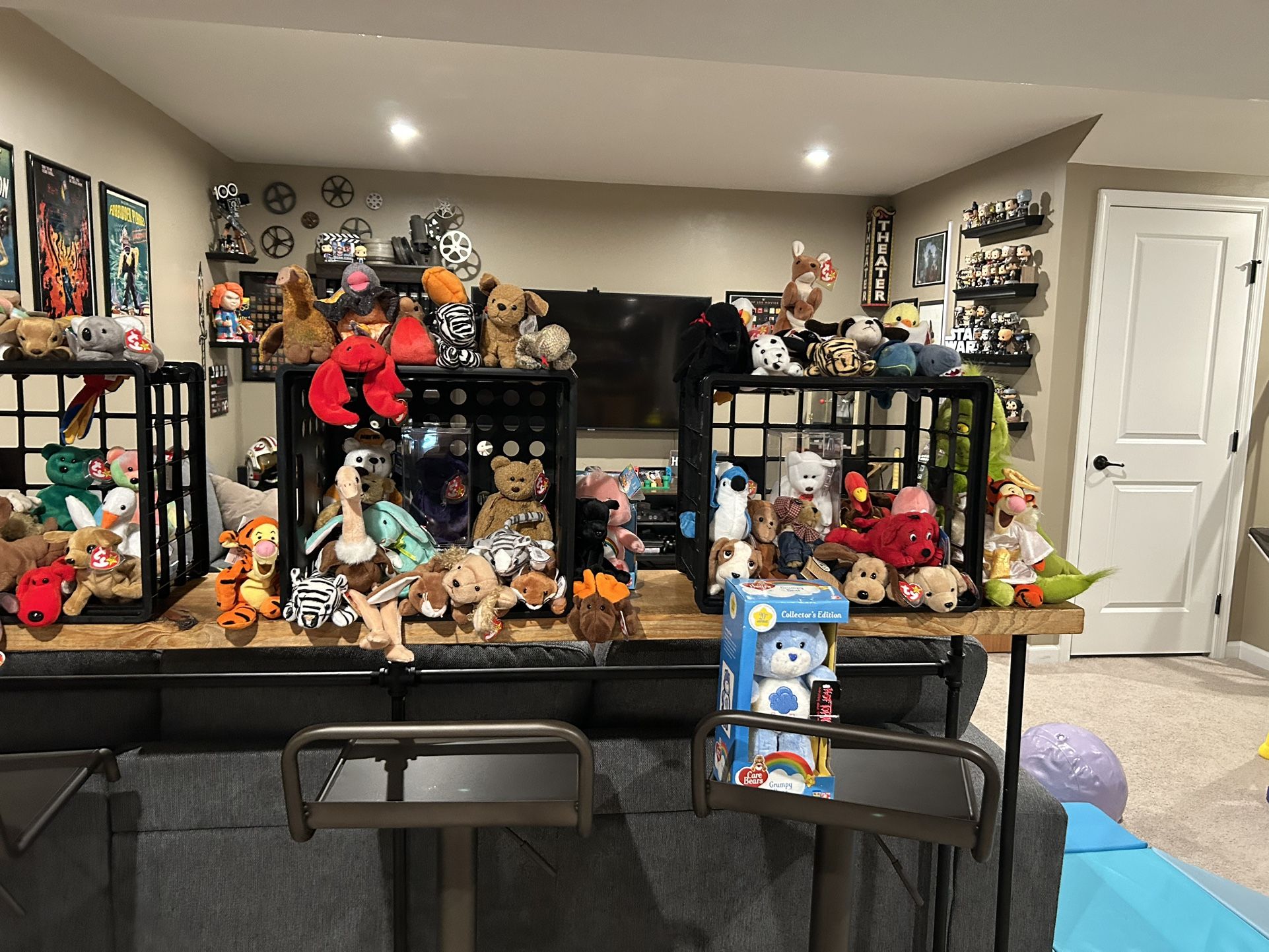 Entire Lot Of Beanie Babies 
