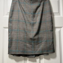 Gray checkered pencil skirt, size 6 