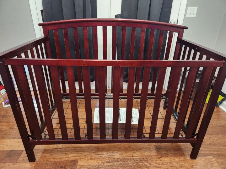 Graco Baby Crib