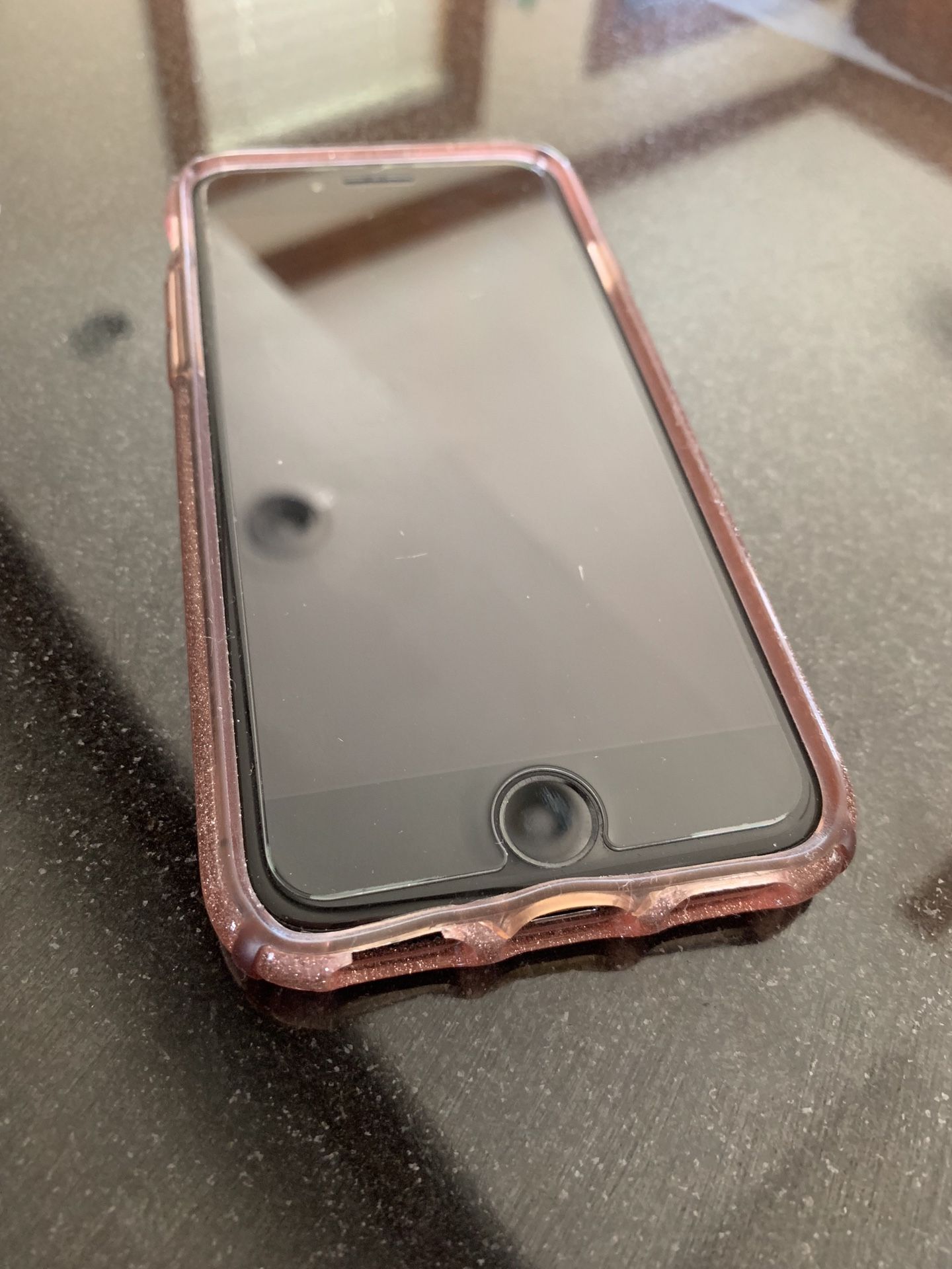 iPhone 7 jet black 128gb UNLOCKED