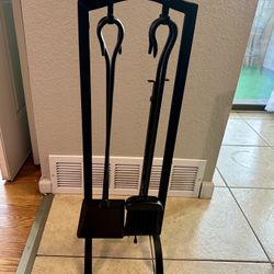 Fireplace cleaning set