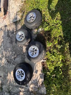 Golf cart tires