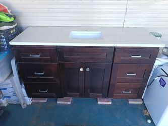 Bathroom vanity cabinets