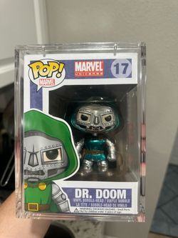 Funko Pop! Marvel Universe Dr. Doom #17 (Metallic) Con Exclusive 2014