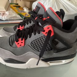 Jordan Retro 5 Size 5Y