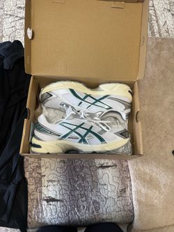 ASICS Brand new never worn