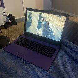 Purple HP Touchscreen Laptop - 17 Inch Screen 