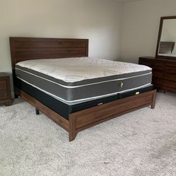 PRICE MATTERS!! QUEEN BEDROOM SETS $625..KING SIZE $725! PRICE INCLUDES DELIVERY ! AVAILABLE COLORS: Black, gray and cherry!!