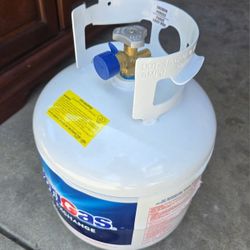 BRAND NEW PROPANE TANK FULL