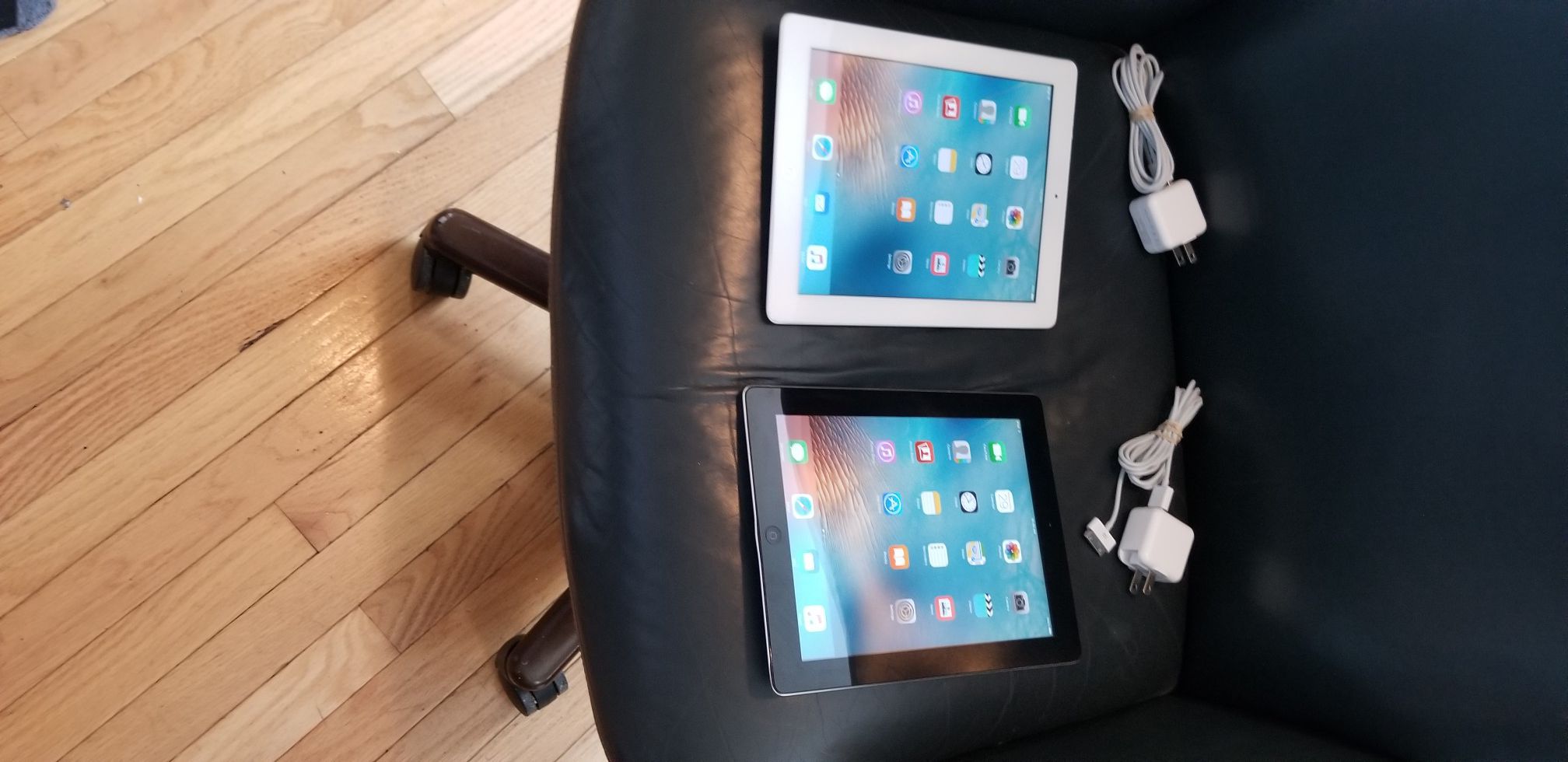 2 Apple iPad 2nd generation