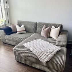 Gray  Sectional (2 pc)