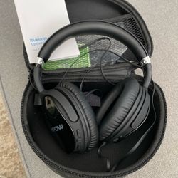 Bluetooth Headphones Over Ear Wireless Headset, Black